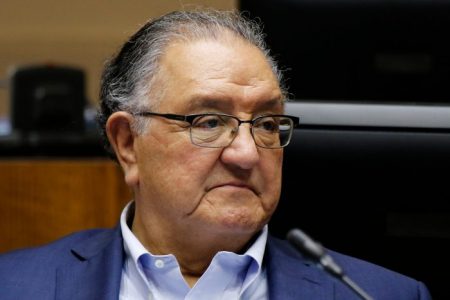 Senador Huenchumilla y caso licencias médicas: trabajo en el sector público debe ser "ético"