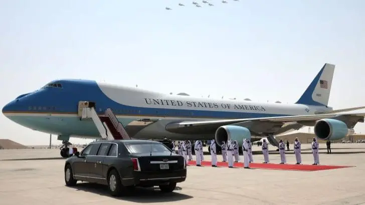 Air Force One: por qué a Trump le entusiasma que Qatar le regale un nuevo "palacio en el cielo"
